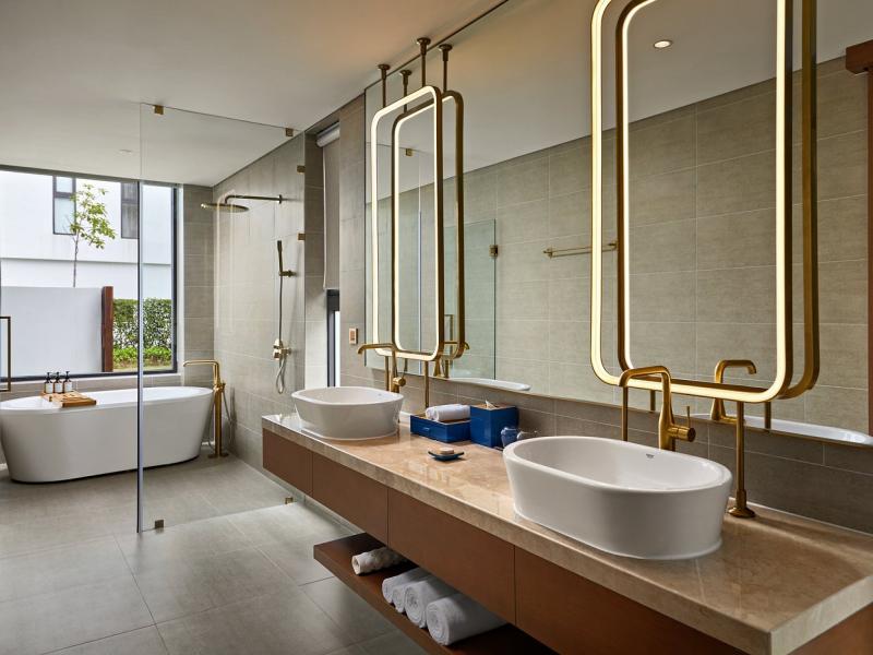 Wyndham Hoi An Royal Beachfront Resort & Villas