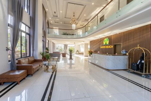 Maris Beach Hotel
