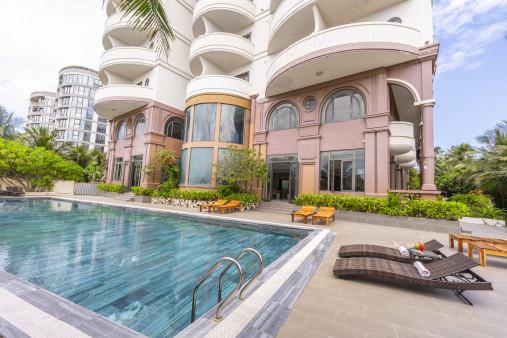 Maris Beach Hotel