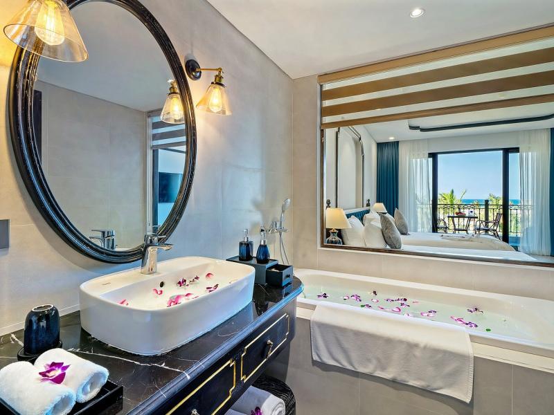 Bliss Hoi An Beach Resort And Wellness