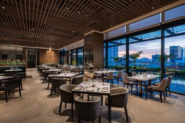 Отель Crowne Plaza Danang City Centre by IHG Вьетнам, Дананг, фото 12