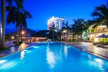 Royal Halong Hotel