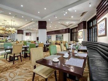 Royal Halong Hotel
