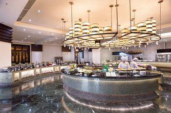 Royal Halong Hotel