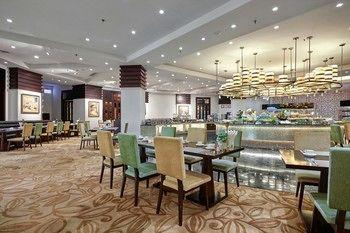 Royal Halong Hotel