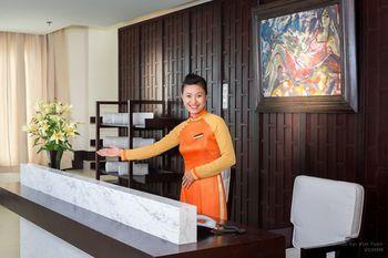 Royal Halong Hotel
