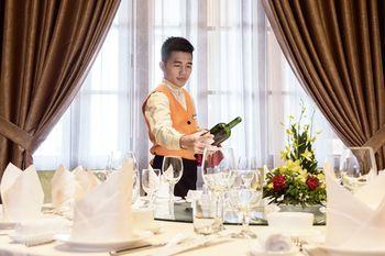 Royal Halong Hotel