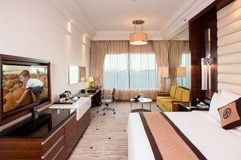 Royal Halong Hotel