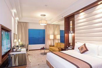 Royal Halong Hotel