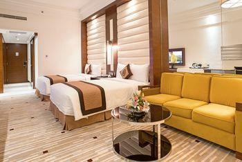 Royal Halong Hotel
