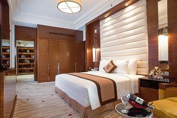 Royal Halong Hotel