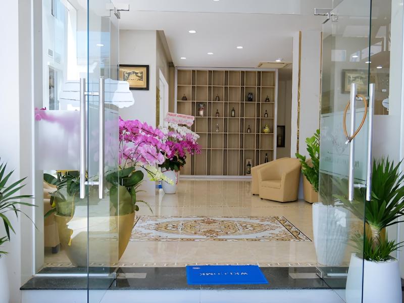 Prague NhaTrang Hotel