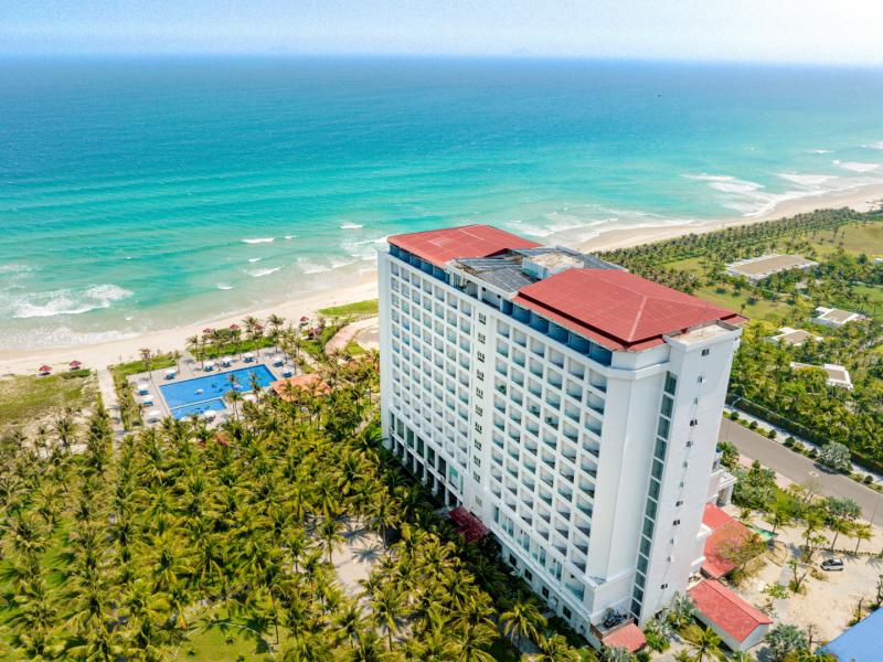 Ocean Waves Resort Cam Ranh