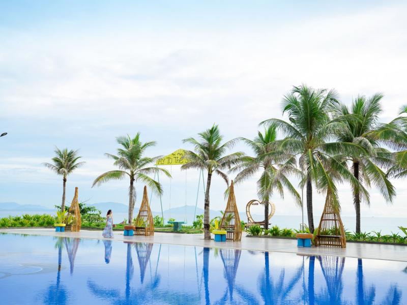 Ocean Waves Resort Cam Ranh