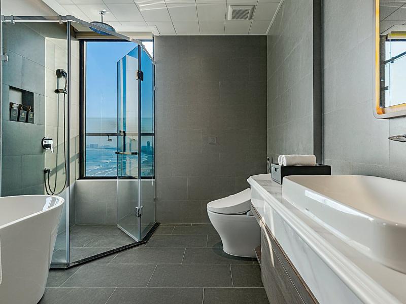 Peninsula Hotel Danang