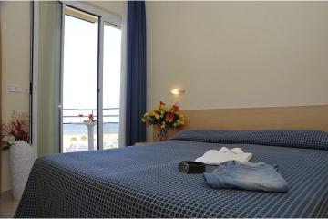 Отель Hotel Fantasy Италия, Римини, фото 3