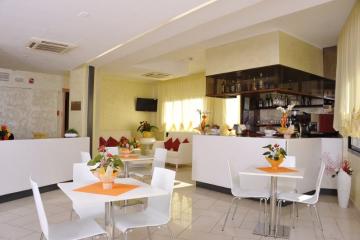Отель Hotel Fantasy Италия, Римини, фото 6