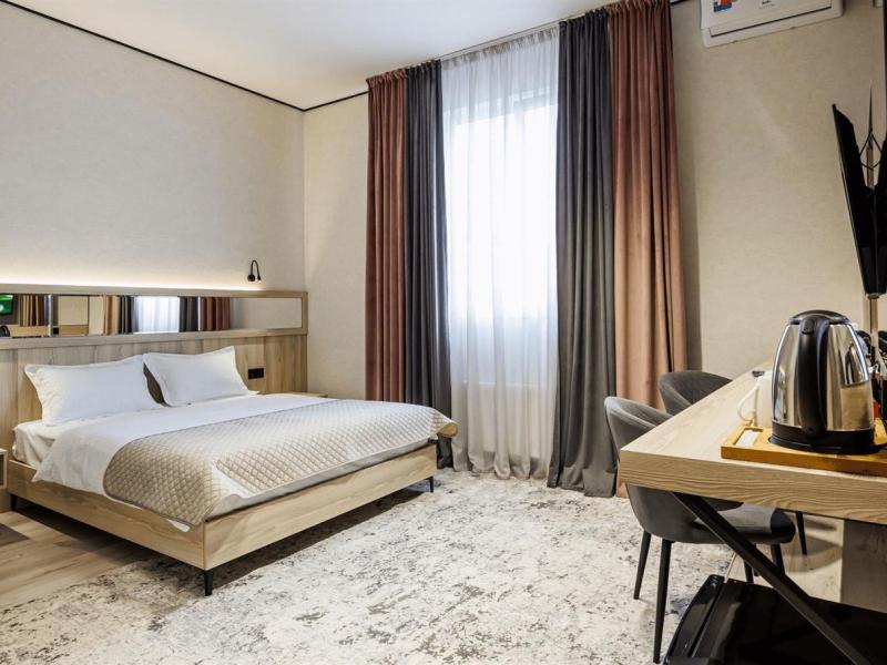 Aka Park Hotel