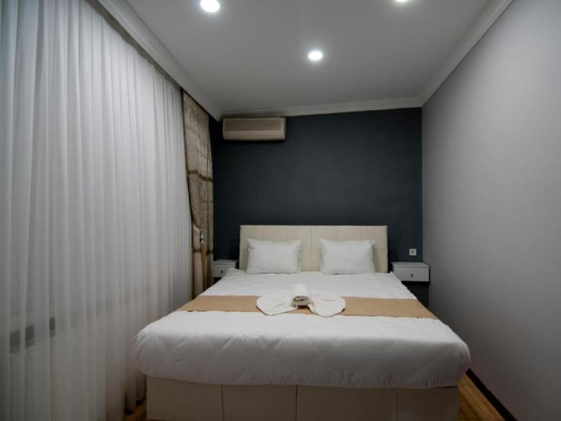 Istanbul Palace Hotel