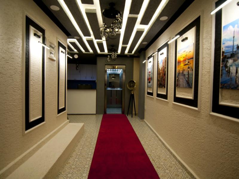 Istanbul Palace Hotel