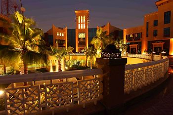 Al Mashreq Boutique