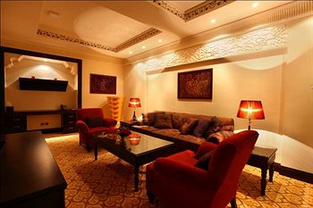 Al Mashreq Boutique