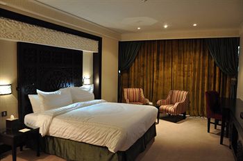 Al Mashreq Boutique