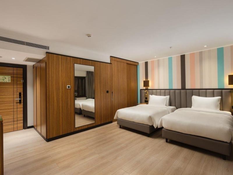 Ramada Encore By Wyndham