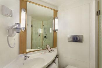 Ibis Yogyakarta Adi Sucipto
