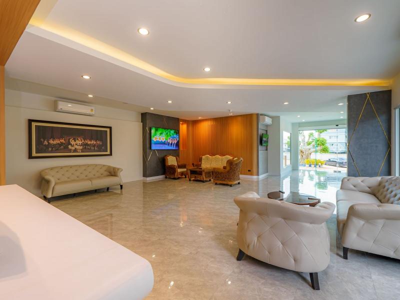 LHC Hotel & Resort