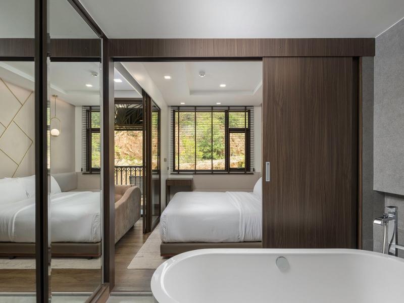 The Proud Karon Beach Phuket Trademark Collection By Wyndham