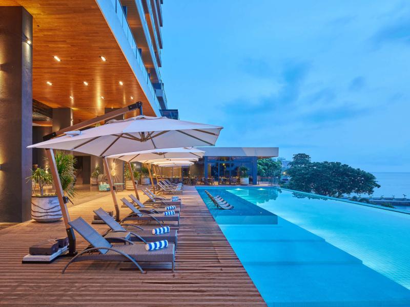 The Reef Island Resort Mactan