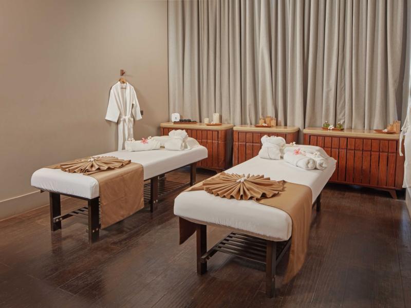 The Reef Island Resort Mactan