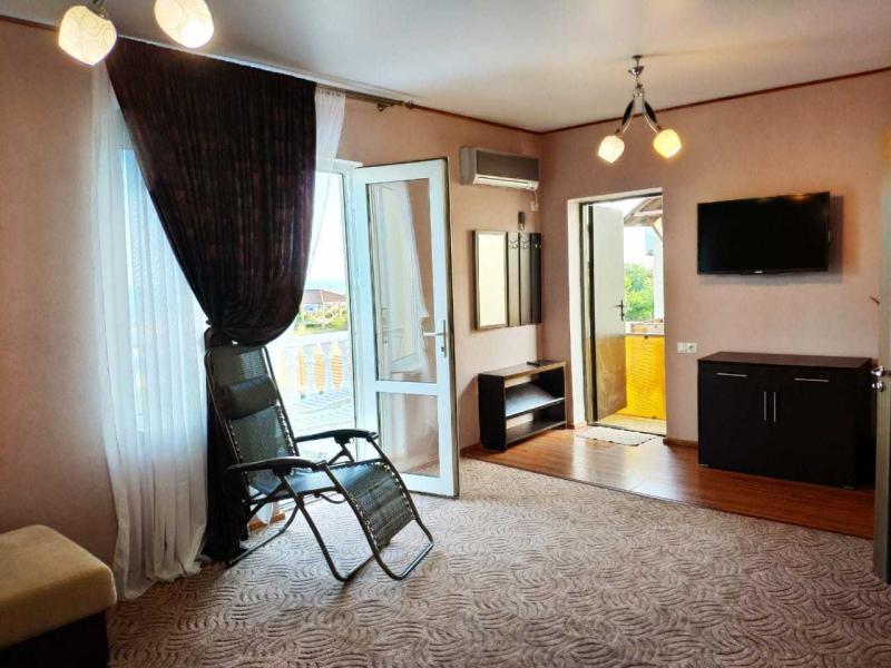 Дени Дельмар