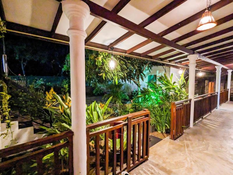 Emerald Guest House & Villa