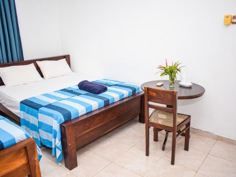 Emerald Guest House & Villa