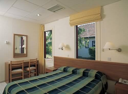 Faros Holiday Village Hotel