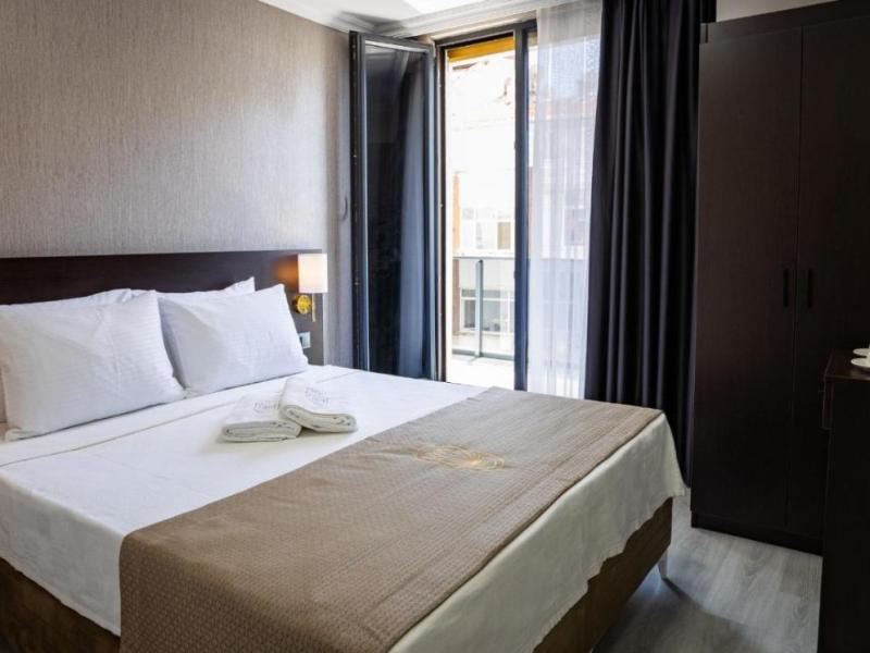 Mays Royal Cetin Hotel
