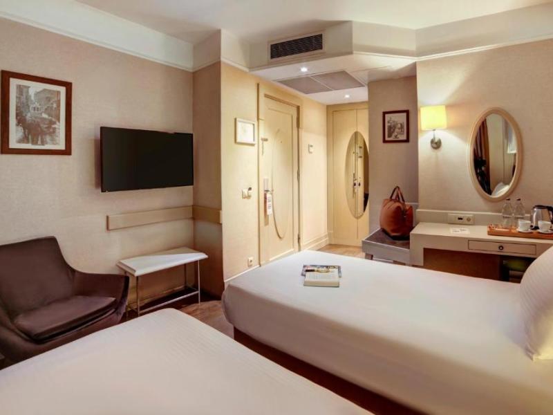 Faros Hotel Old City