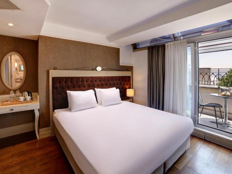 Faros Hotel Old City