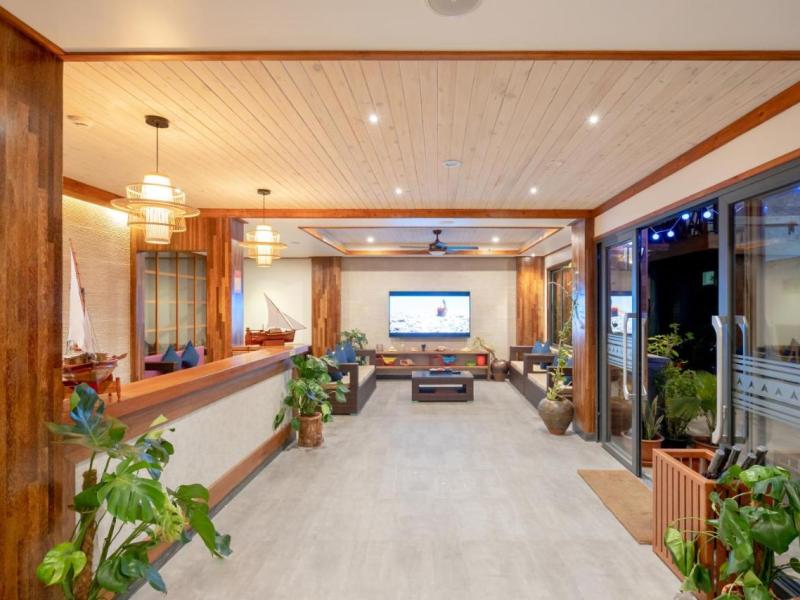Ayala Ocean View