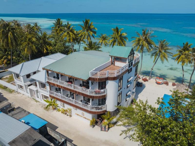 Heron Beach Hotel