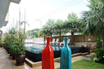 Smile Hua Hin Resort
