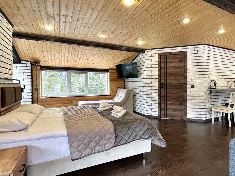 Миррос Субай