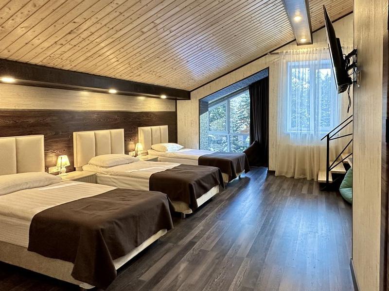 Миррос Субай