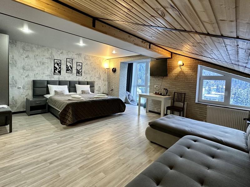 Миррос Субай