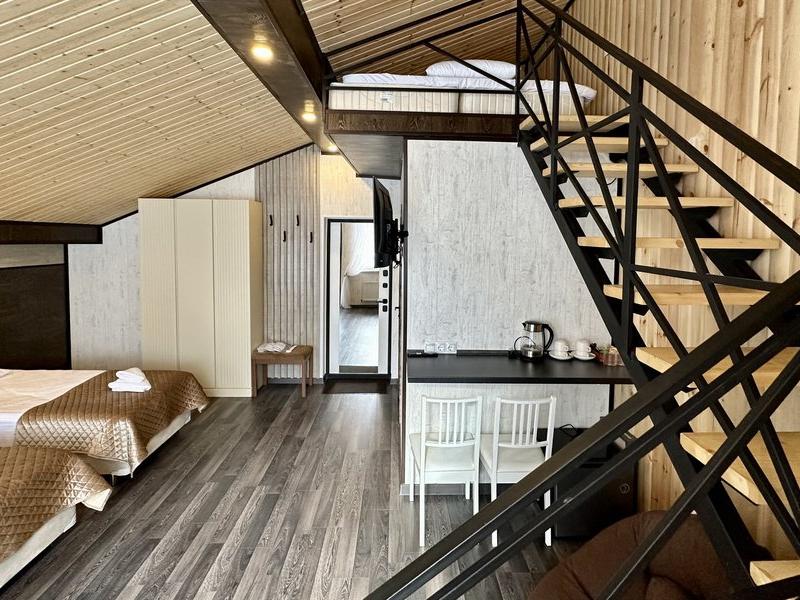 Миррос Субай