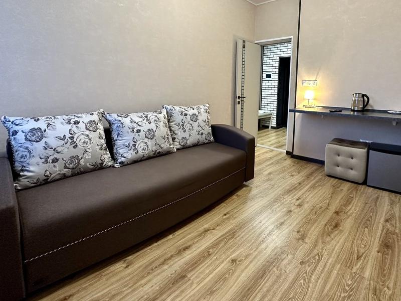 Миррос Субай