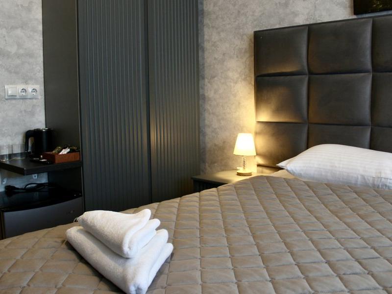 Миррос Субай