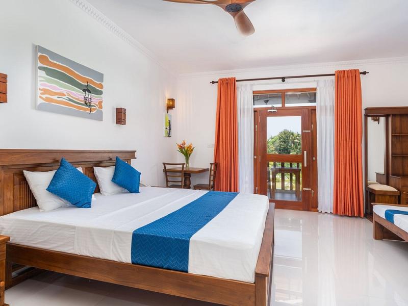 Hotel Southern Blue Sapphire